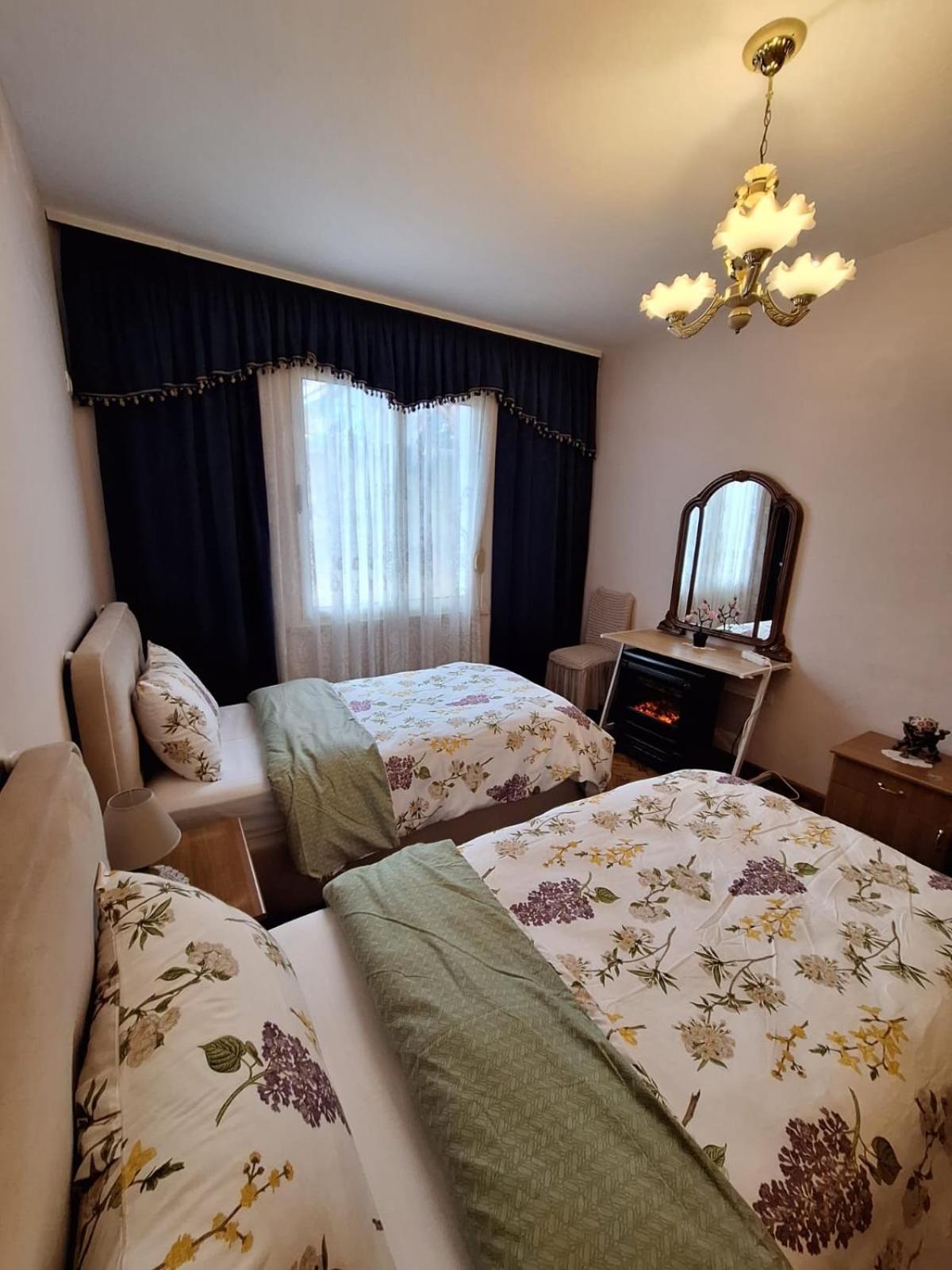 דירות Cozyflat In The Middle Of טיראנה מראה חיצוני תמונה